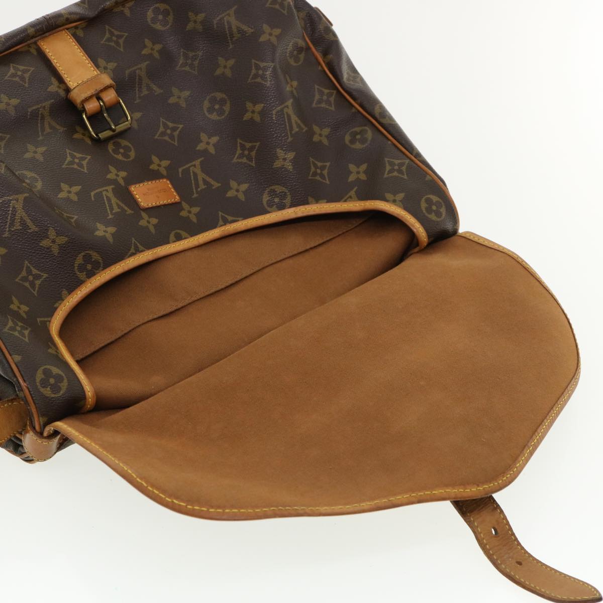 LOUIS VUITTON Monogram Saumur 35 Shoulder Bag M42254 LV Auth ar8861