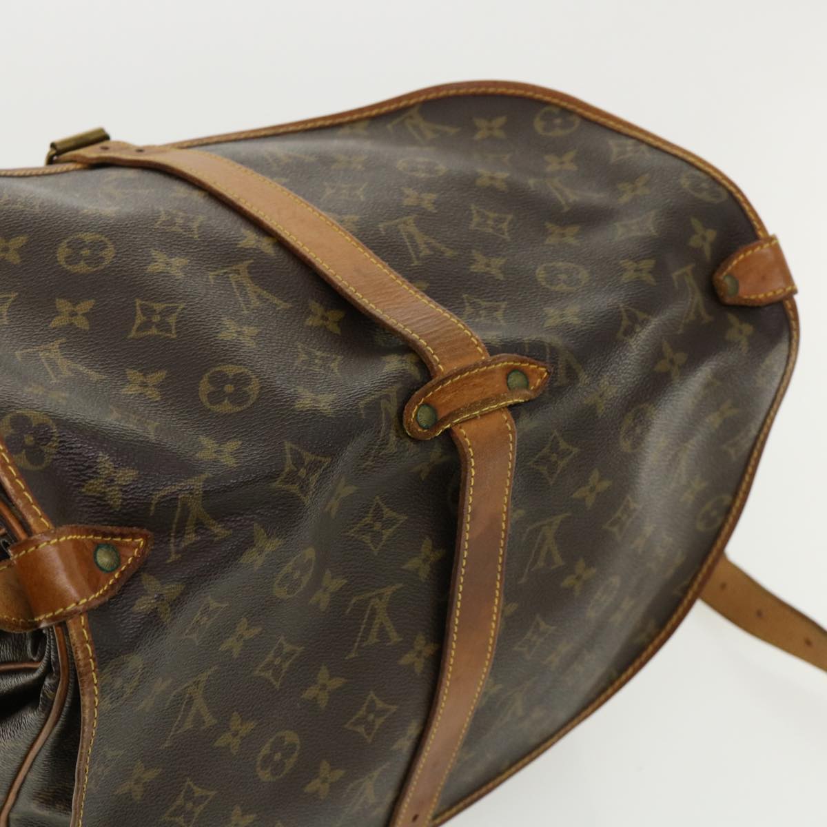 LOUIS VUITTON Monogram Saumur 35 Shoulder Bag M42254 LV Auth ar8861