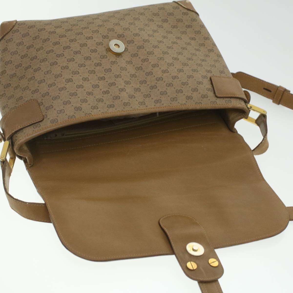 GUCCI Micro GG Canvas Shoulder Bag Beige 001 261 1135 Auth ar8953