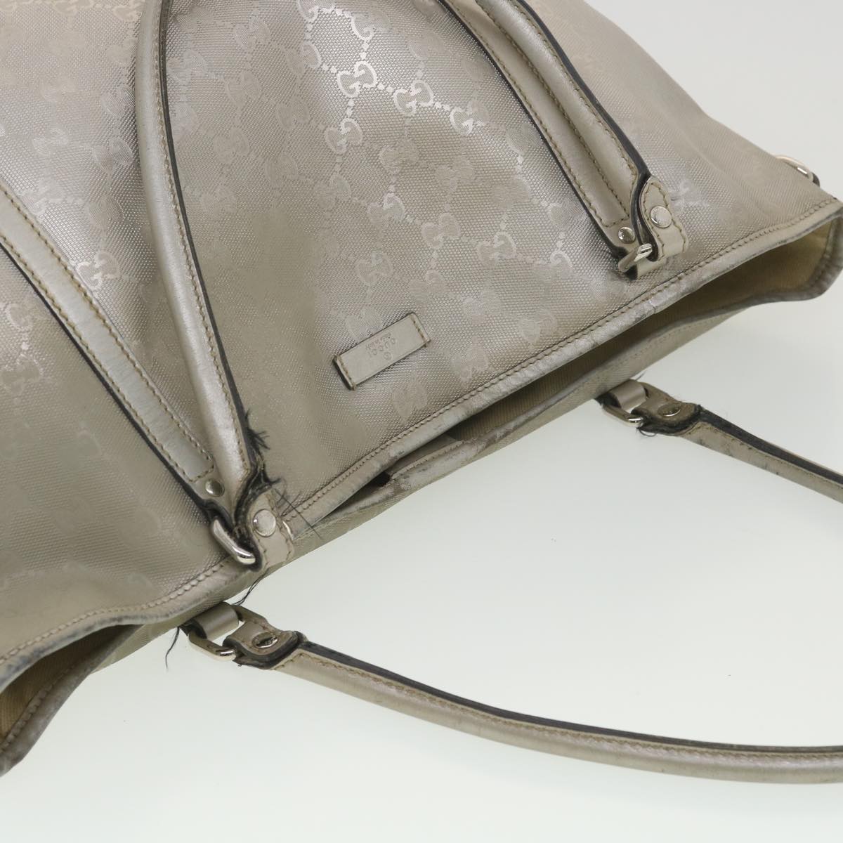 GUCCI GG Canvas Shoulder Bag Silver 197953 Auth ar9096