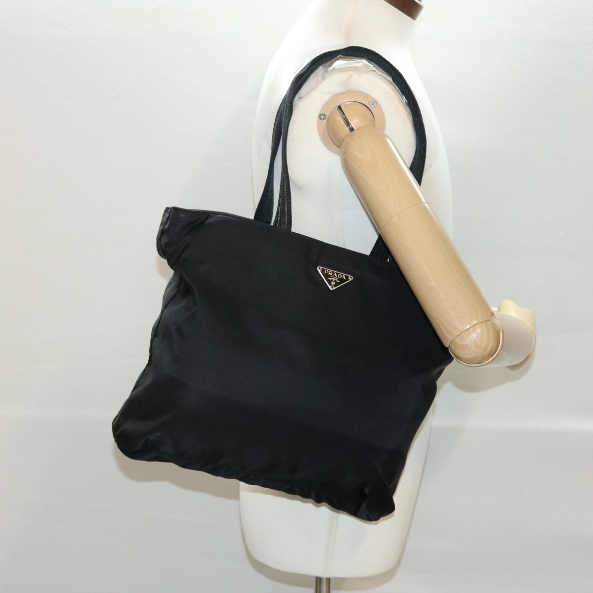 PRADA Shoulder Bag Nylon Black Auth ar9225