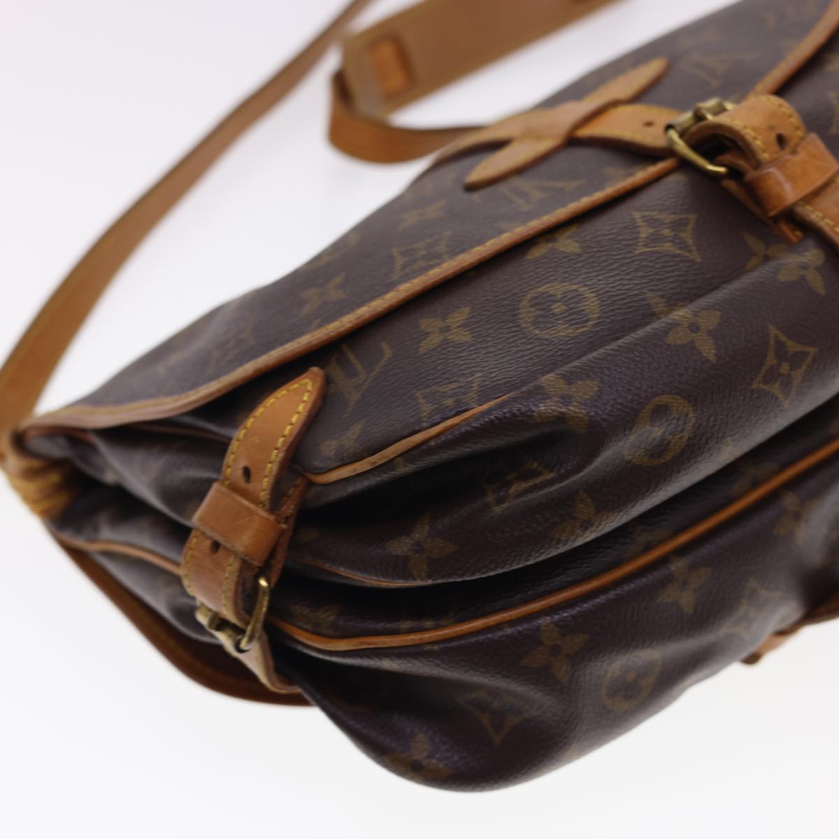 LOUIS VUITTON Monogram Saumur 30 Shoulder Bag M42256 LV Auth ar9252