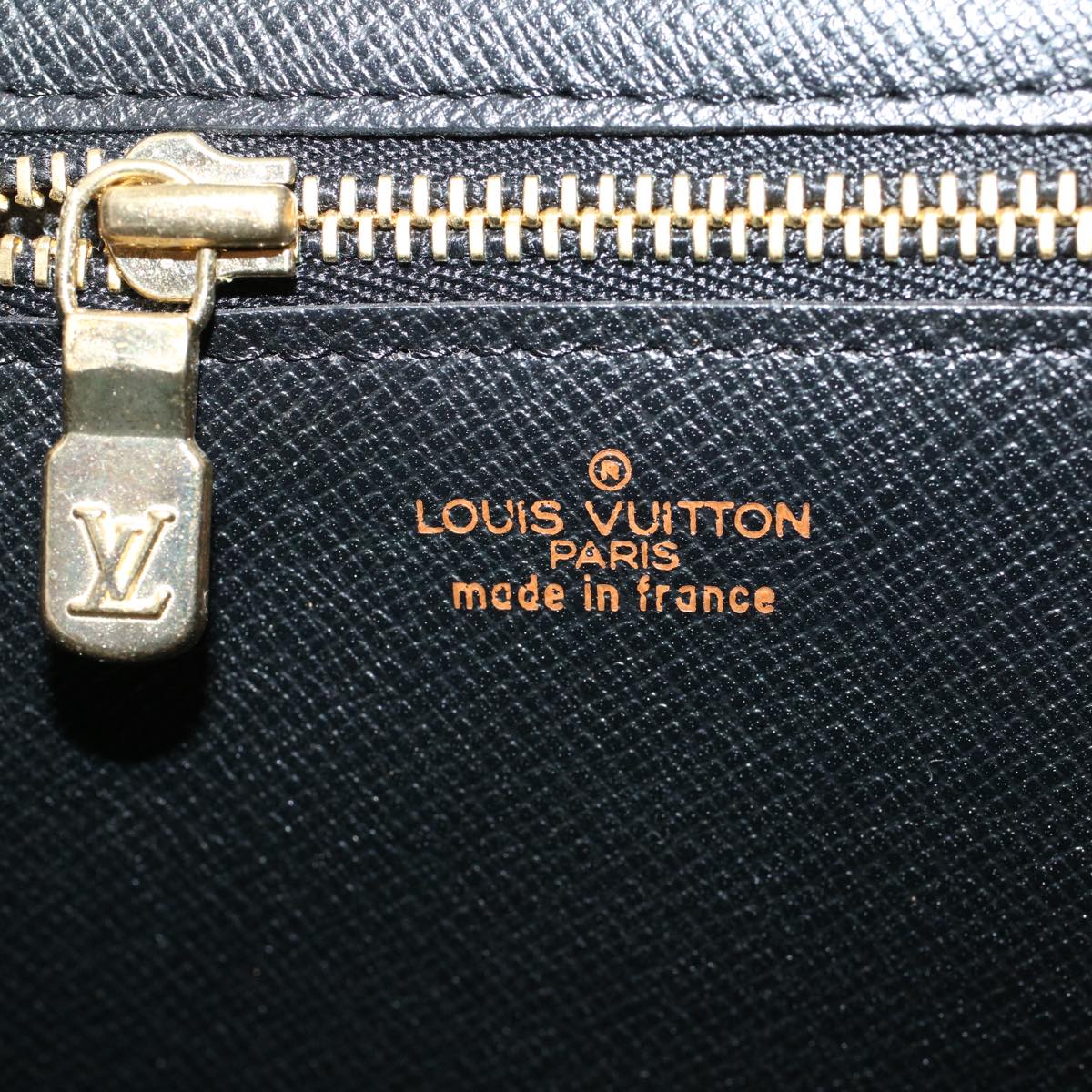 LOUIS VUITTON Epi Montaigne 27 Clutch Bag Black M52652 LV Auth ar9389B