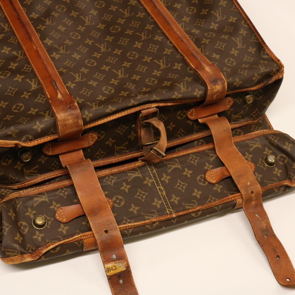 LOUIS VUITTON Monogram Suter Garment Cover M23522 LV Auth ar9517