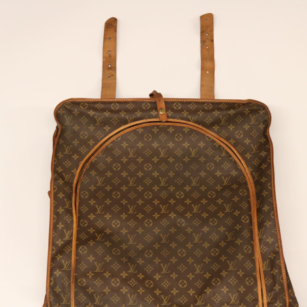 LOUIS VUITTON Monogram Suter Garment Cover M23522 LV Auth ar9517