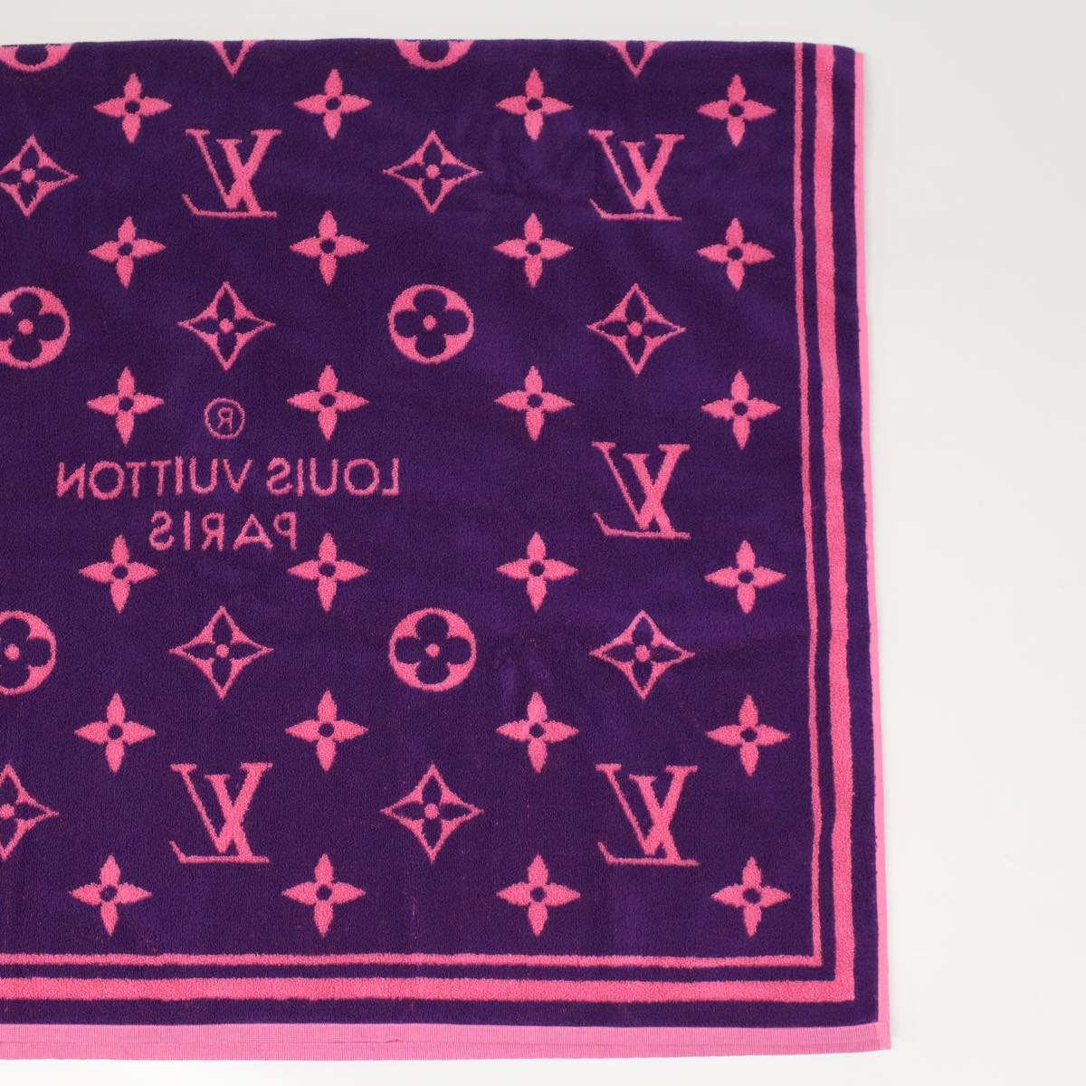 LOUIS VUITTON Monogram Beach Doradoban Towel Pink Purple M78644 LV Auth ar9853