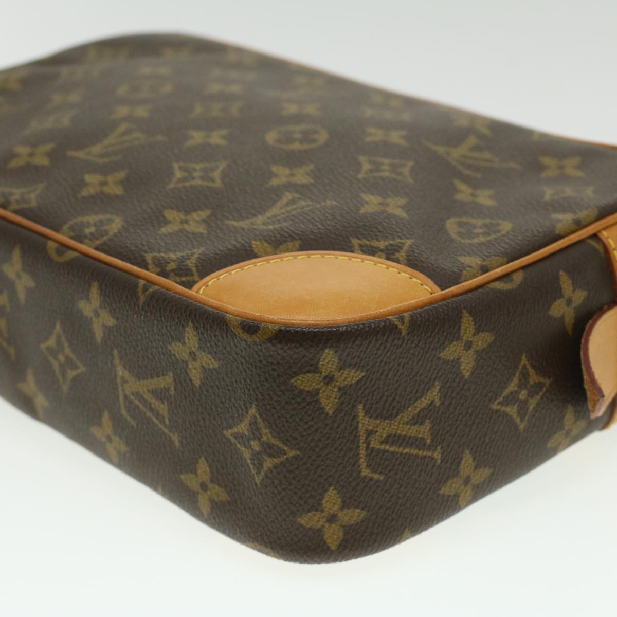 LOUIS VUITTON Monogram Compiegne 28 Clutch Bag M51845 LV Auth B092