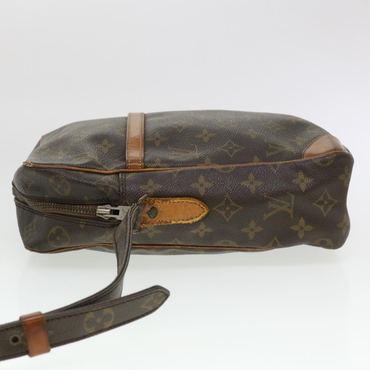 LOUIS VUITTON Monogram Danube MM Shoulder Bag M45264 LV Auth B167