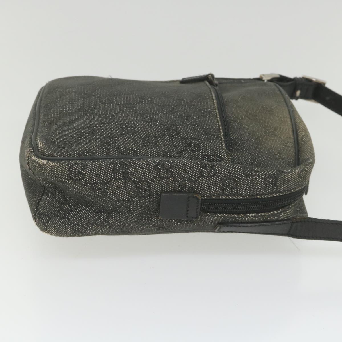 GUCCI GG Canvas Shoulder Bag Black 03136 Auth bs10038