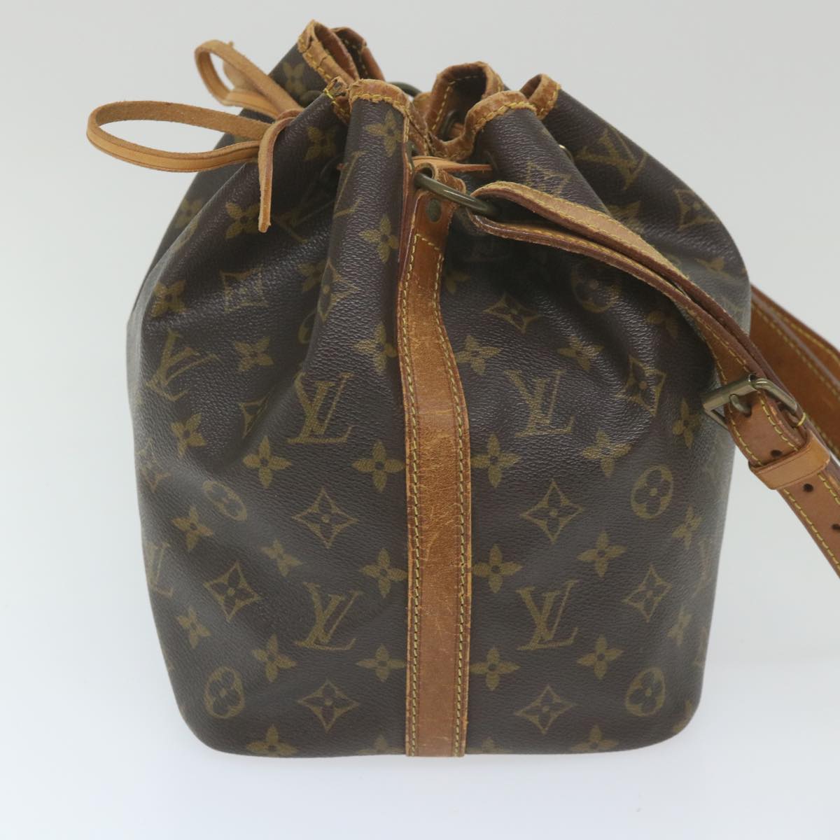 LOUIS VUITTON Monogram Petit Noe Shoulder Bag M42226 LV Auth bs10138