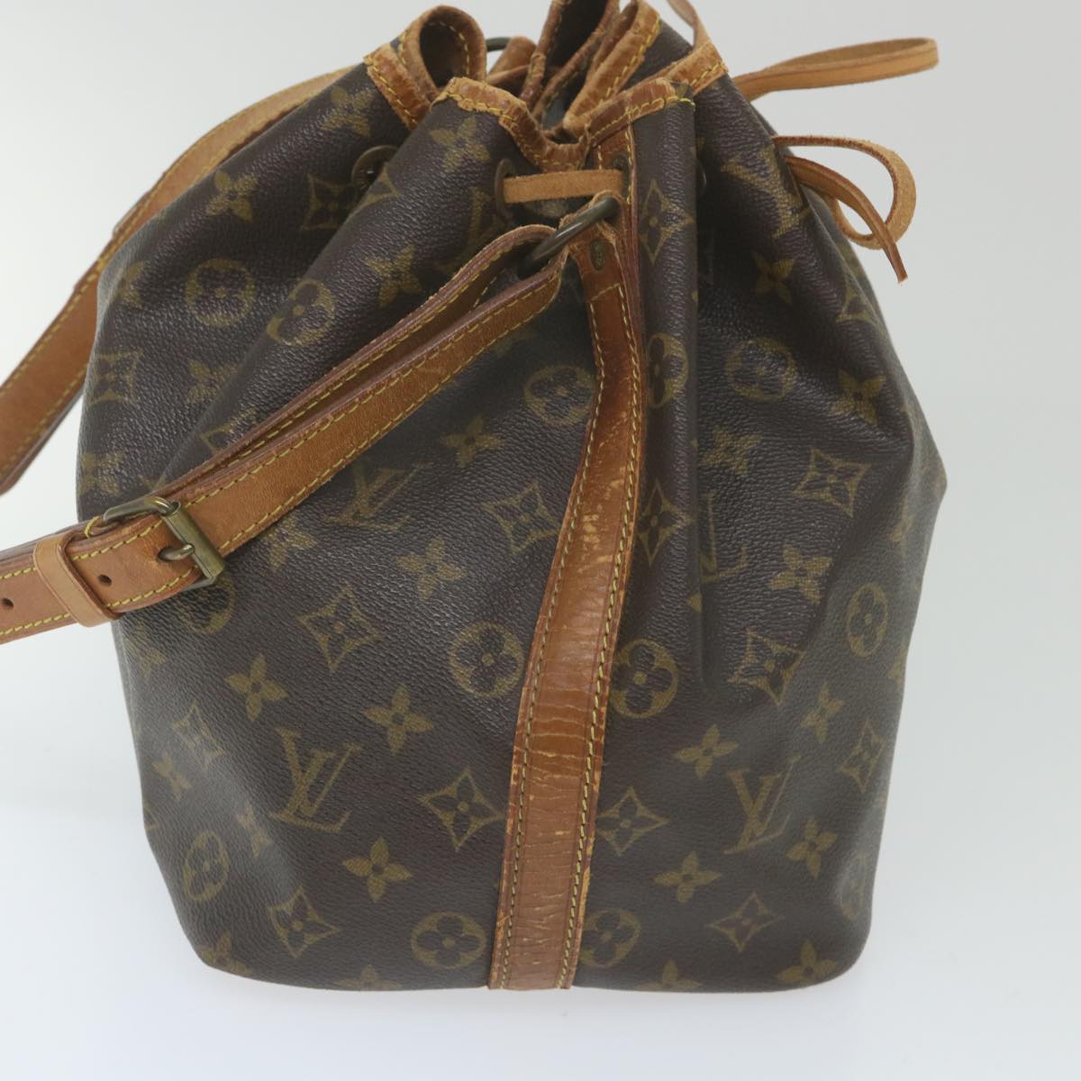 LOUIS VUITTON Monogram Petit Noe Shoulder Bag M42226 LV Auth bs10138