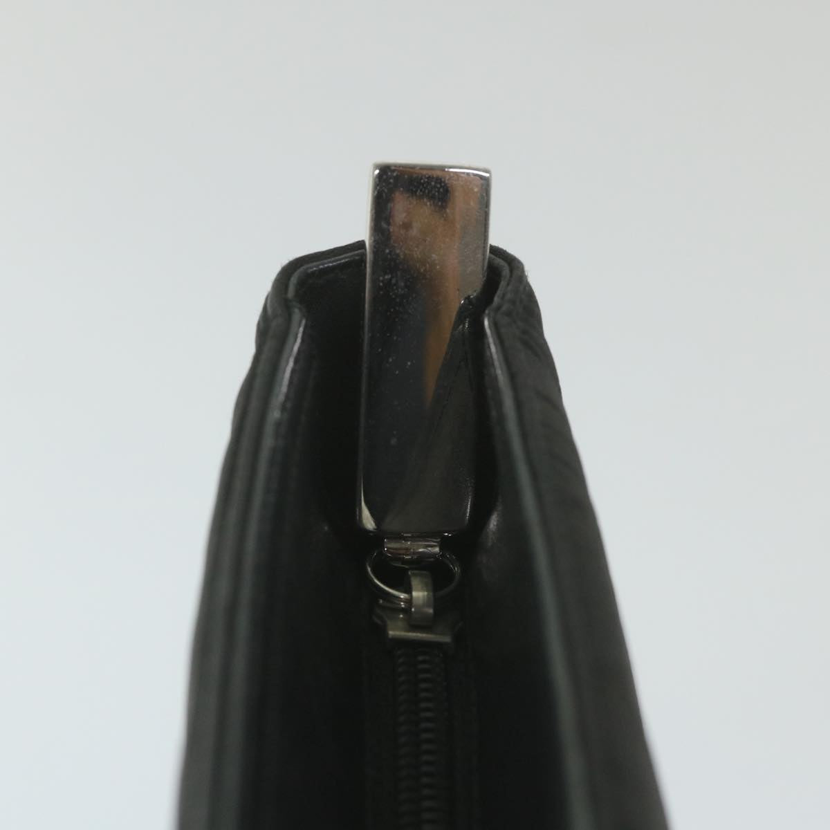 Salvatore Ferragamo Shoulder Bag Nylon Black AU 21 9361 Auth bs10161