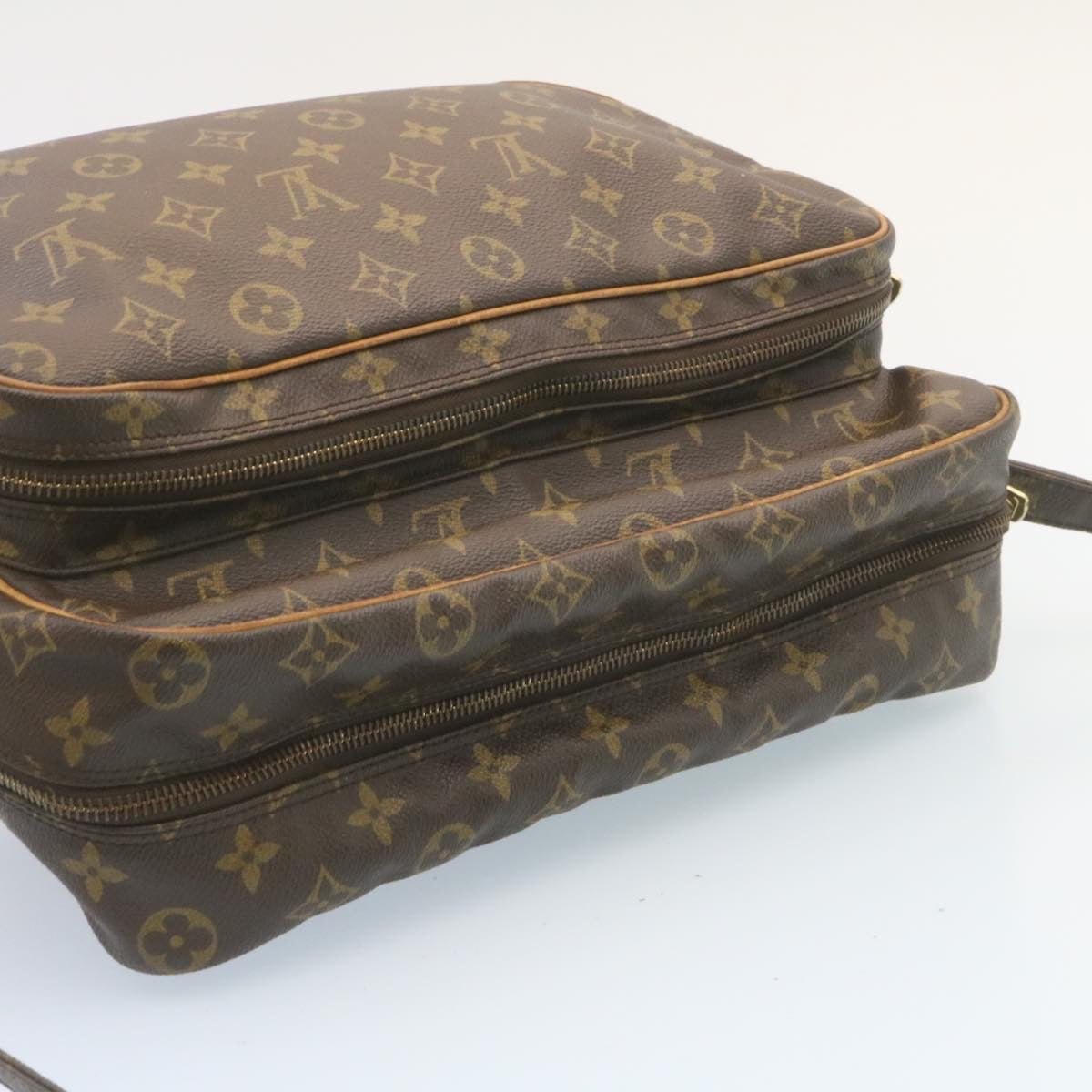 LOUIS VUITTON Monogram Nile GM Shoulder Bag M45242 LV Auth bs102