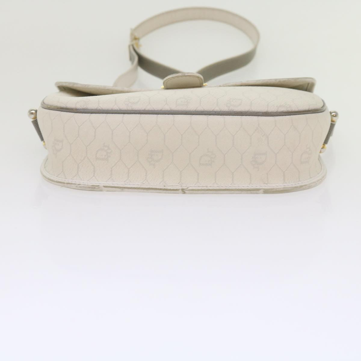 Christian Dior Honeycomb Canvas Shoulder Bag PVC Leather White Auth bs10410