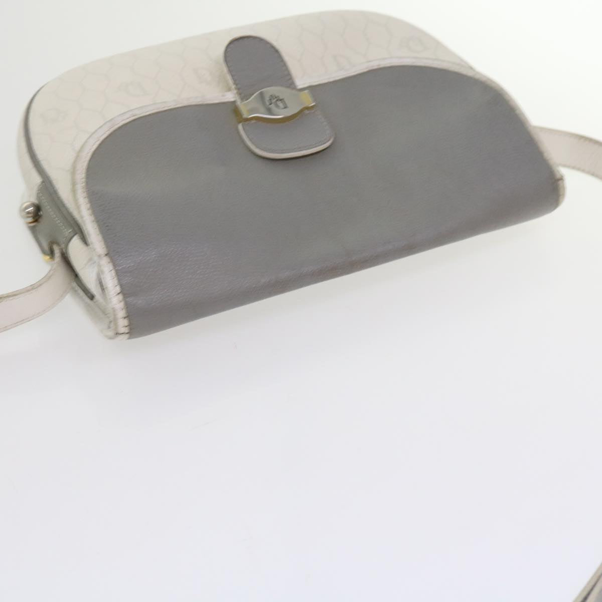 Christian Dior Honeycomb Canvas Shoulder Bag PVC Leather White Auth bs10410