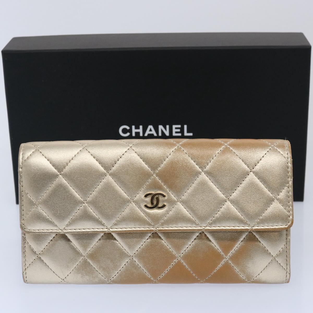 CHANEL Long Wallet Lamb Skin Gold Tone CC Auth bs10438