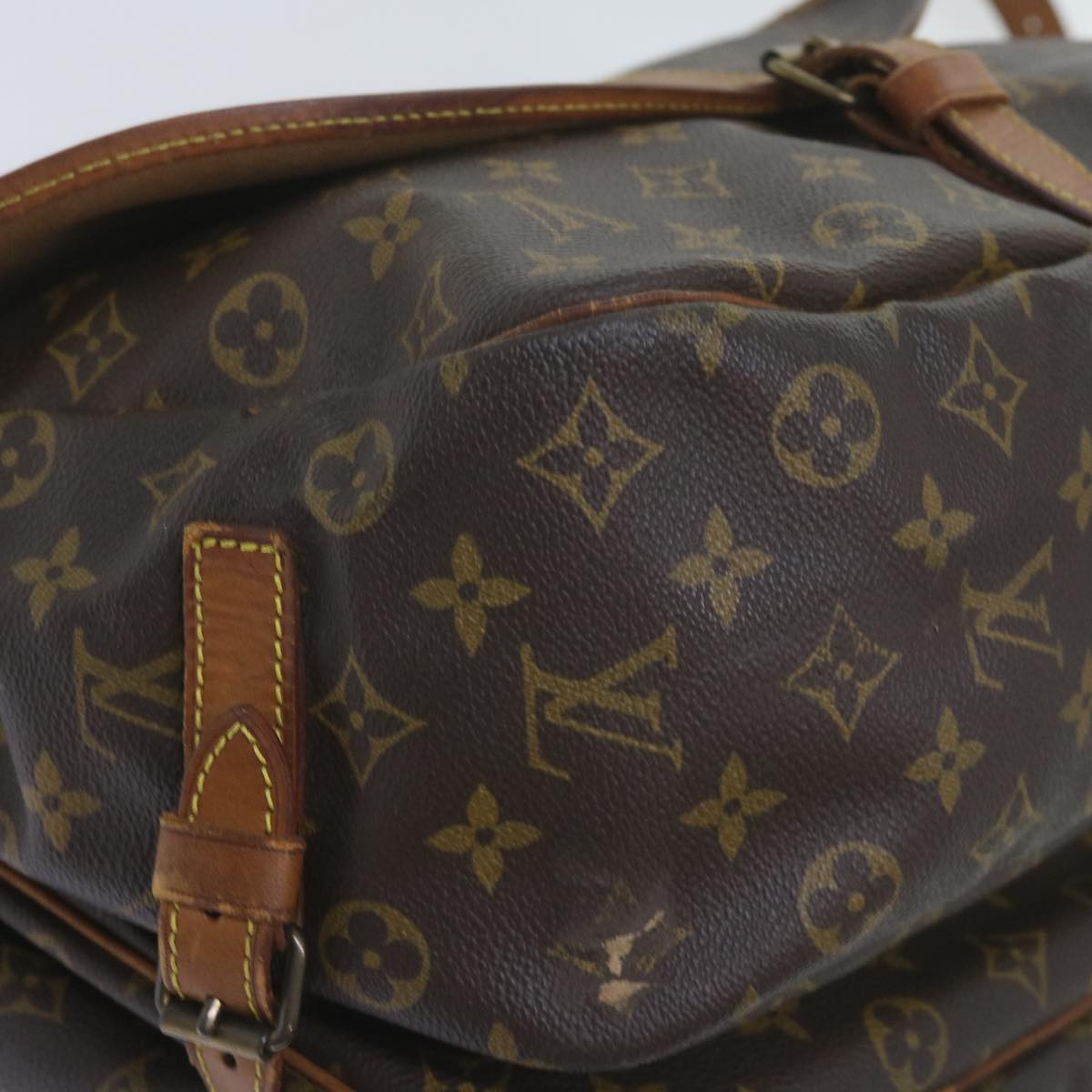 LOUIS VUITTON Monogram Saumur 35 Shoulder Bag M42254 LV Auth bs10450