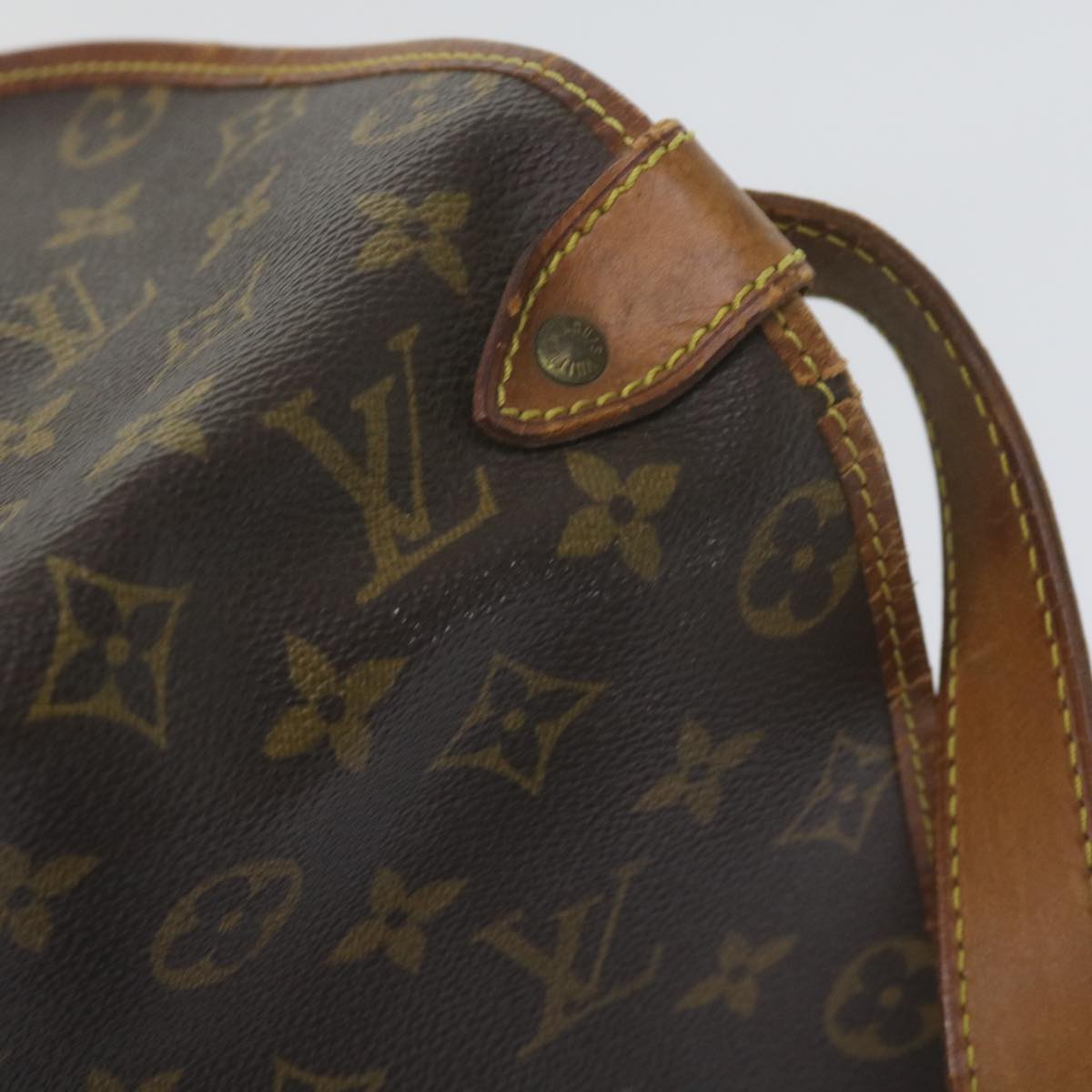 LOUIS VUITTON Monogram Saumur 35 Shoulder Bag M42254 LV Auth bs10450