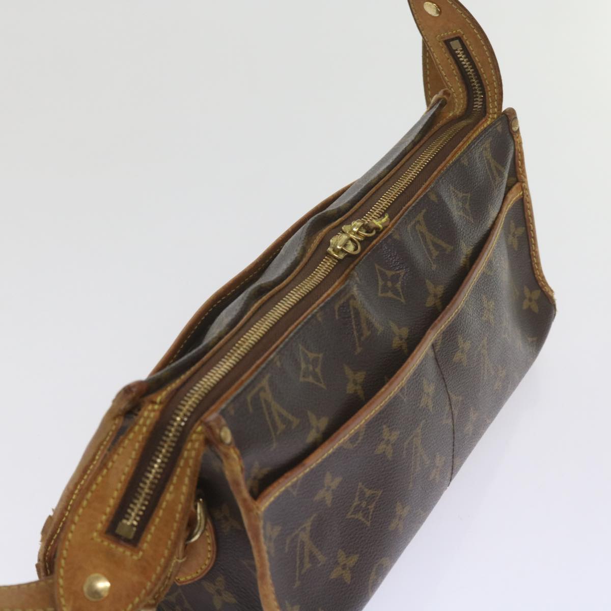 LOUIS VUITTON Monogram Popincourt Long Shoulder Bag M40008 LV Auth bs10451