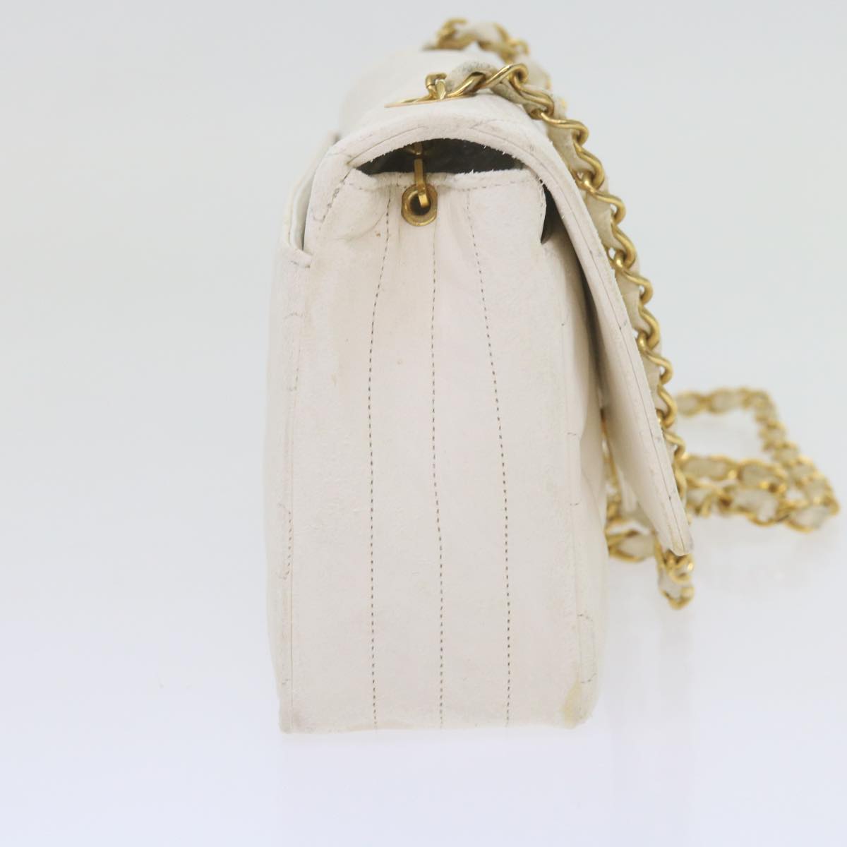 CHANEL Matelasse Chain Shoulder Bag Lamb Skin White CC Auth bs10562