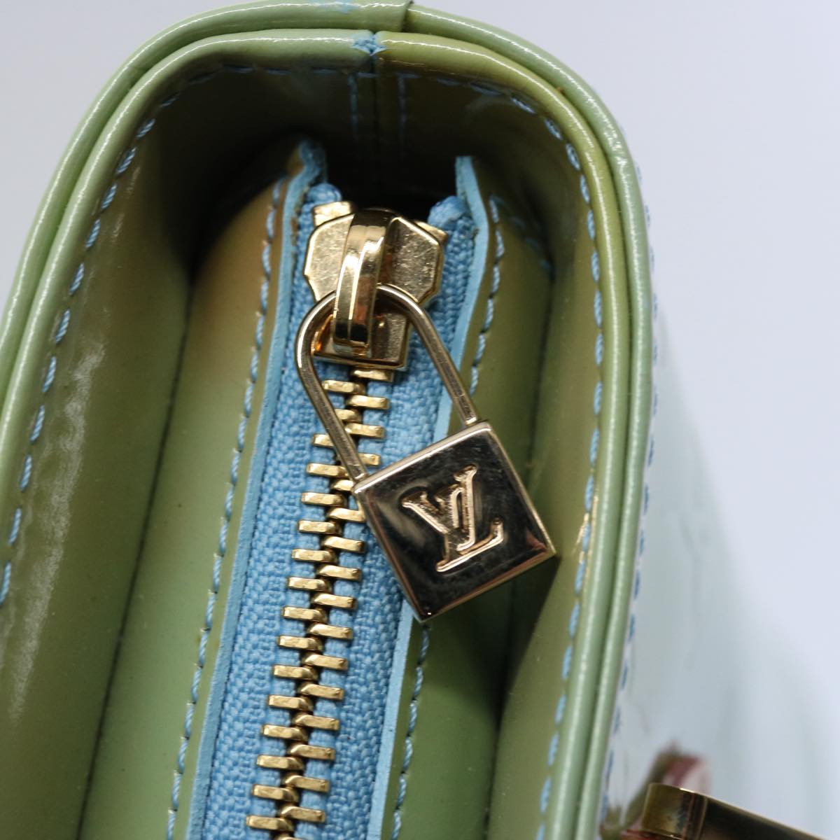 LOUIS VUITTON Monogram Vernis Houston Hand Bag Baby Blue M91005 LV Auth bs10736