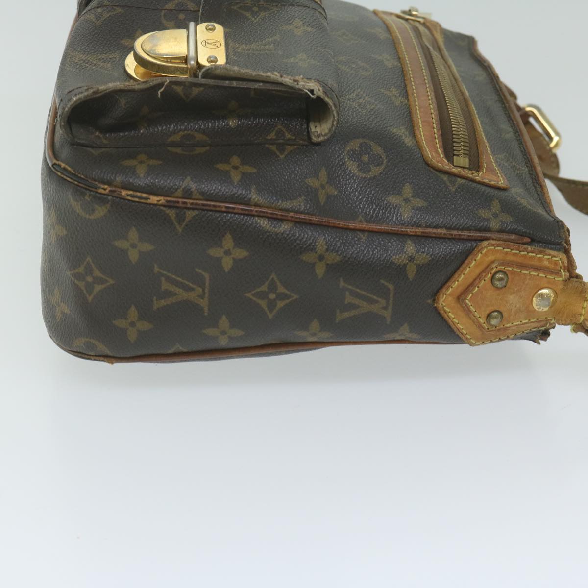 LOUIS VUITTON Monogram Hudson GM Shoulder Bag M40045 LV Auth bs10788