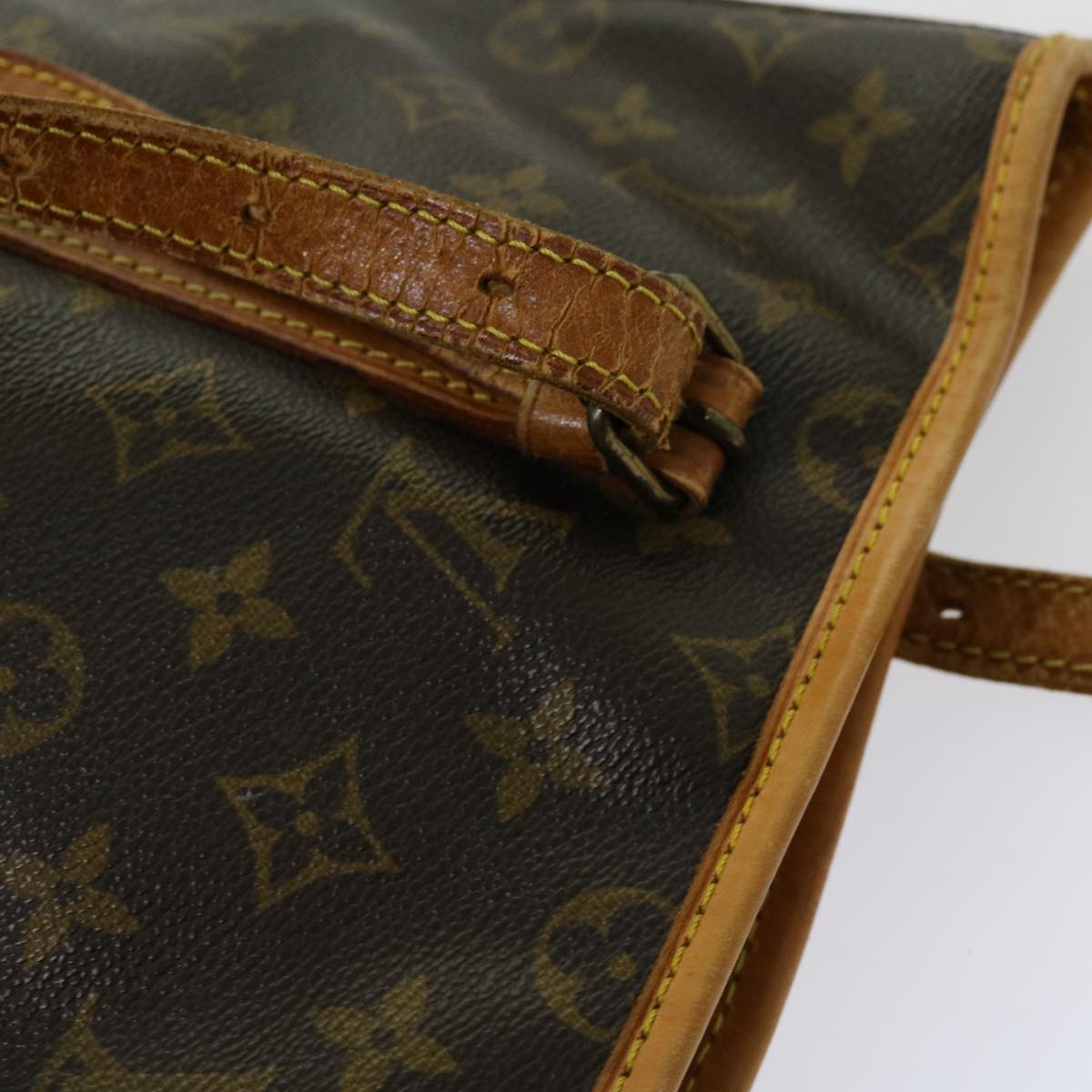 LOUIS VUITTON Monogram Bucket GM Shoulder Bag M42236 LV Auth bs11119