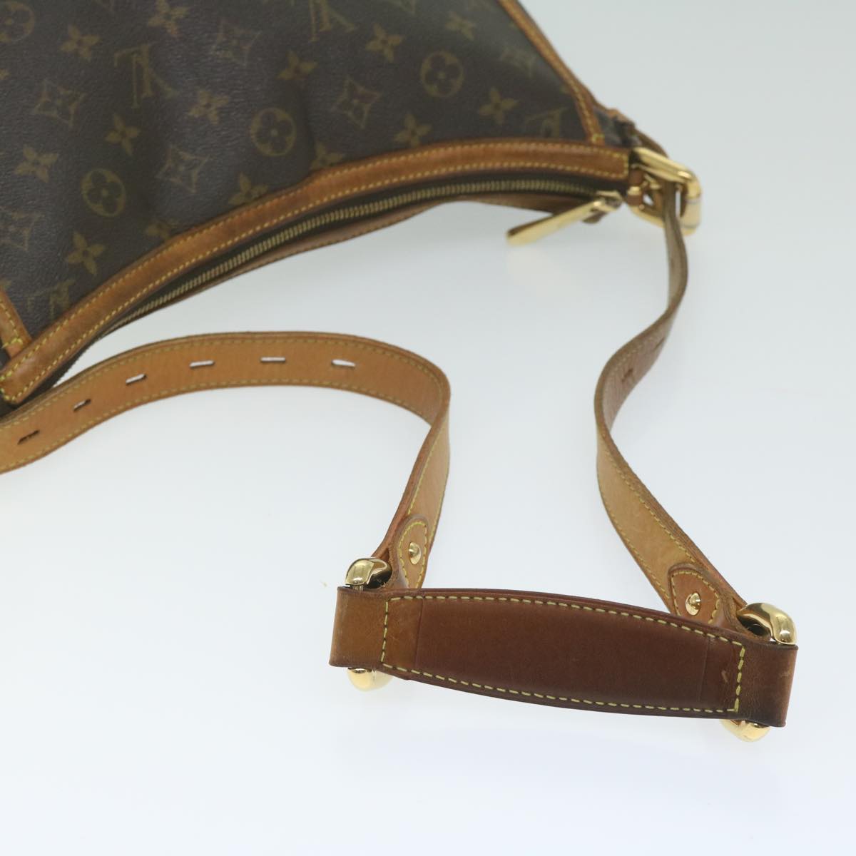 LOUIS VUITTON Monogram Tolum GM Shoulder Bag M40075 LV Auth bs11245