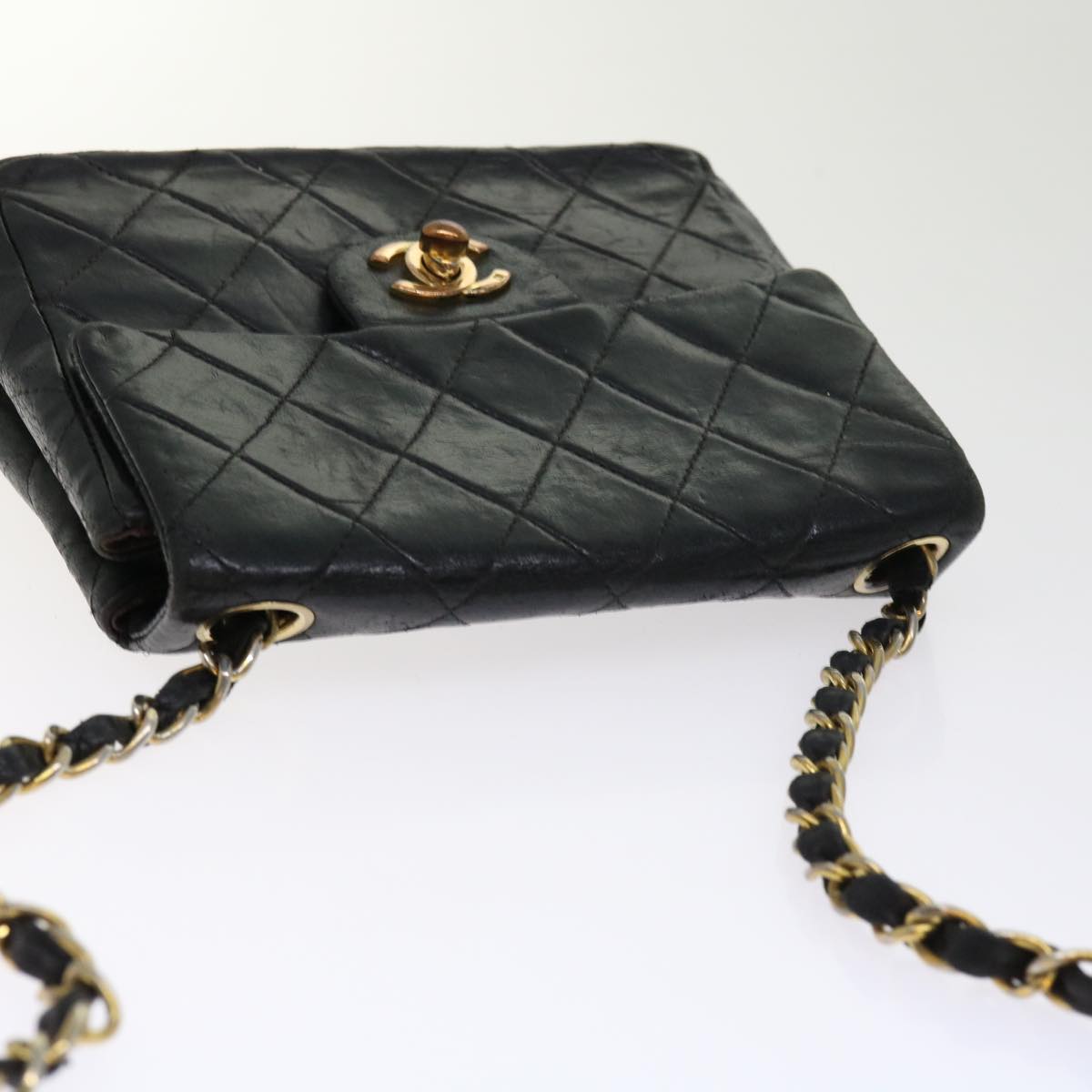 CHANEL Matelasse Chain Shoulder Bag Lamb Skin Black CC Auth bs11316