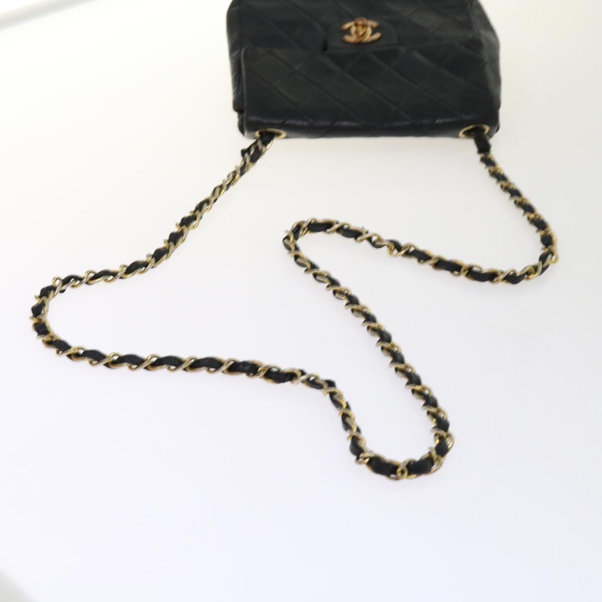 CHANEL Matelasse Chain Shoulder Bag Lamb Skin Black CC Auth bs11316