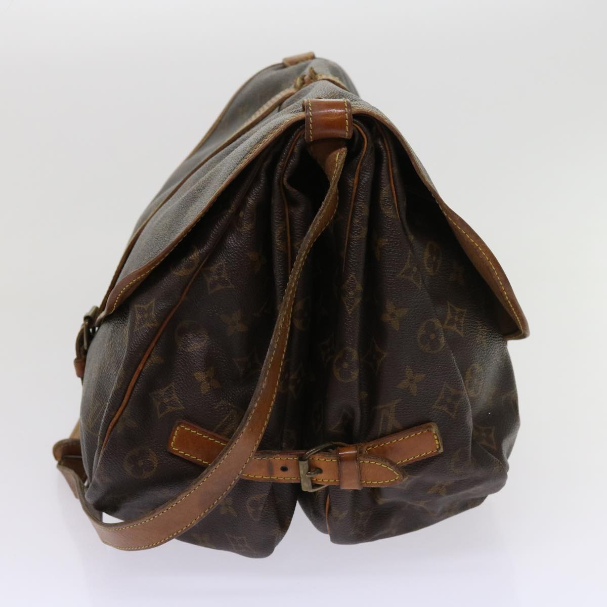 LOUIS VUITTON Monogram Saumur 35 Shoulder Bag M42254 LV Auth bs11335