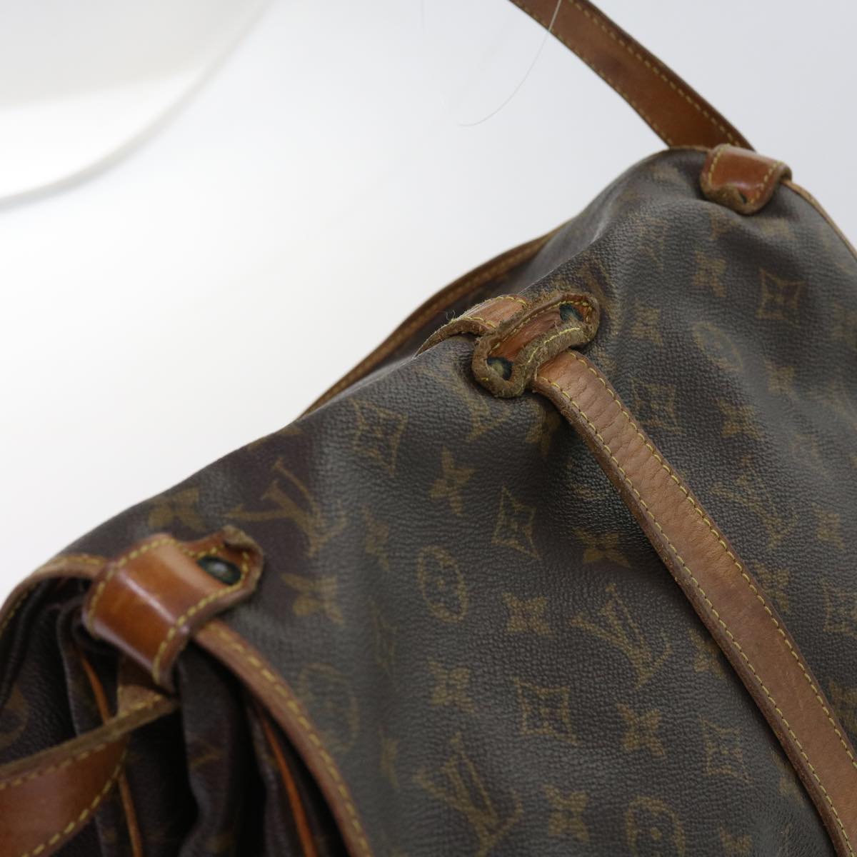 LOUIS VUITTON Monogram Saumur 35 Shoulder Bag M42254 LV Auth bs11335