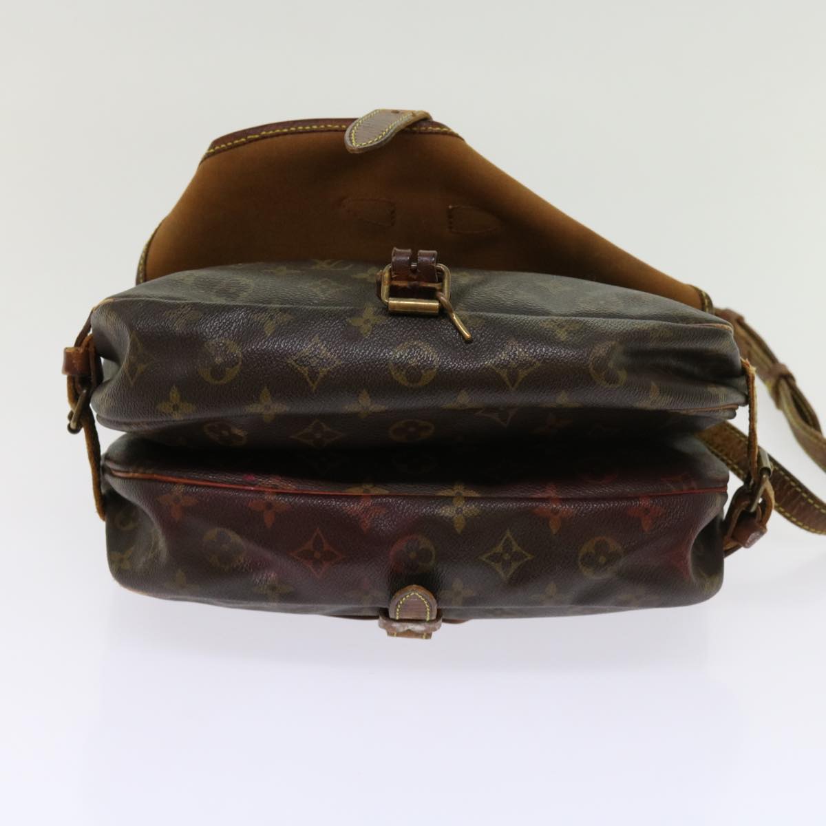 LOUIS VUITTON Monogram Saumur 30 Shoulder Bag M42256 LV Auth bs11337