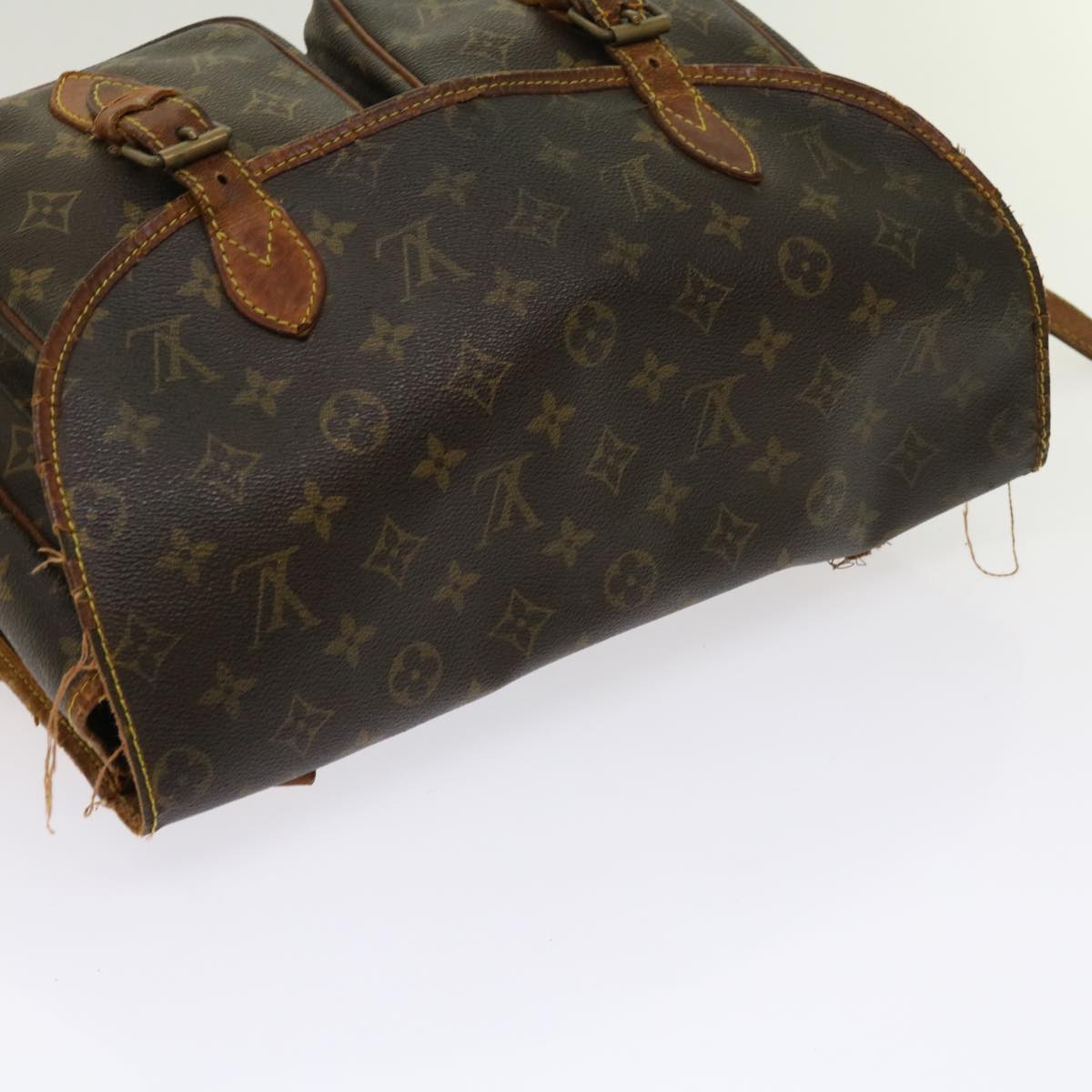 LOUIS VUITTON Monogram Gibeciere GM Shoulder Bag M42246 LV Auth bs11362