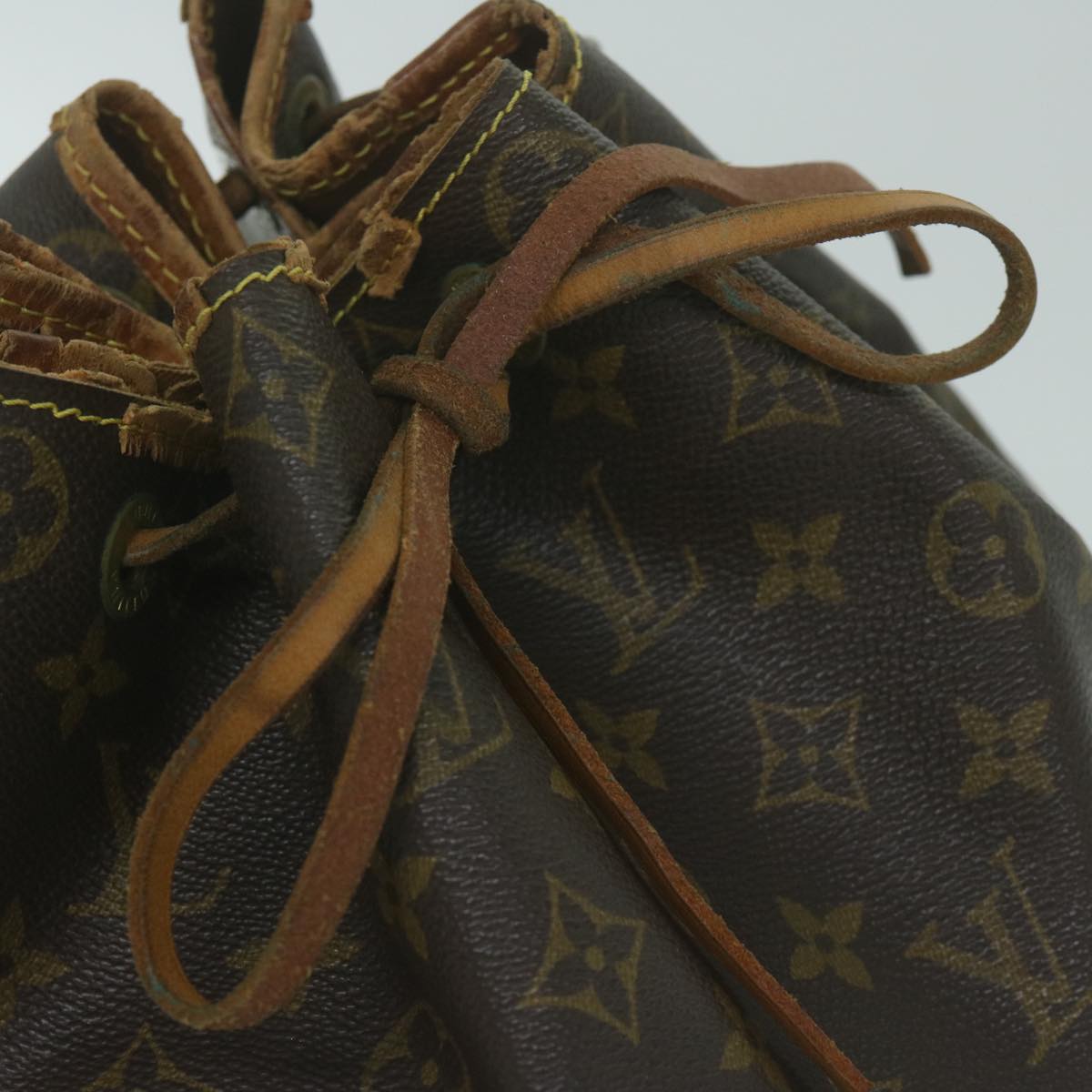 LOUIS VUITTON Monogram Noe Shoulder Bag M42224 LV Auth bs11496