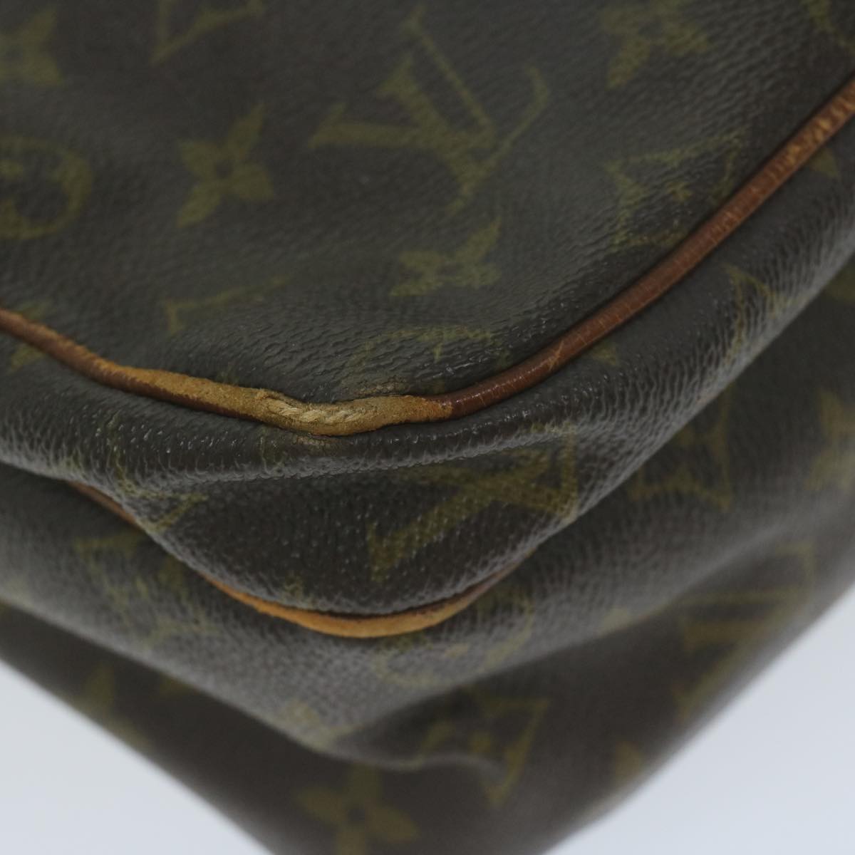 LOUIS VUITTON Monogram Migra Tour Shoulder Bag No.201 LV Auth bs11511