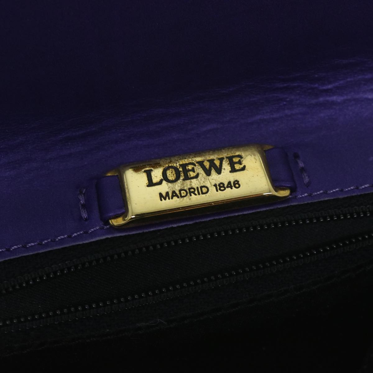 LOEWE Chain Shoulder Bag Leather Purple Auth bs11521