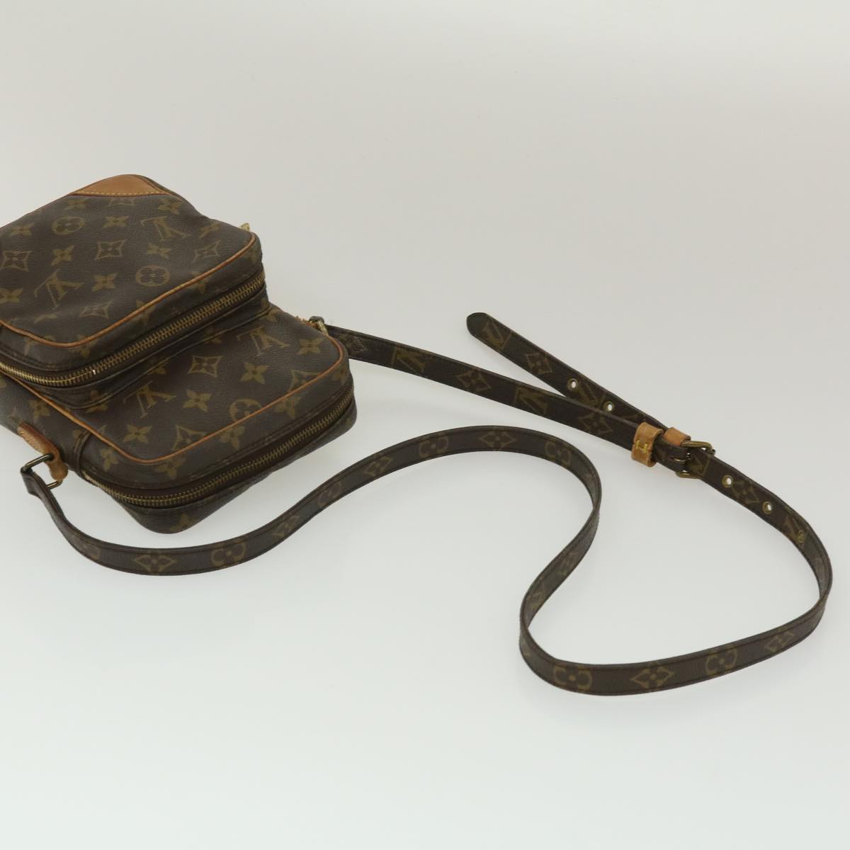 LOUIS VUITTON Monogram Amazon Shoulder Bag M45236 LV Auth bs1246