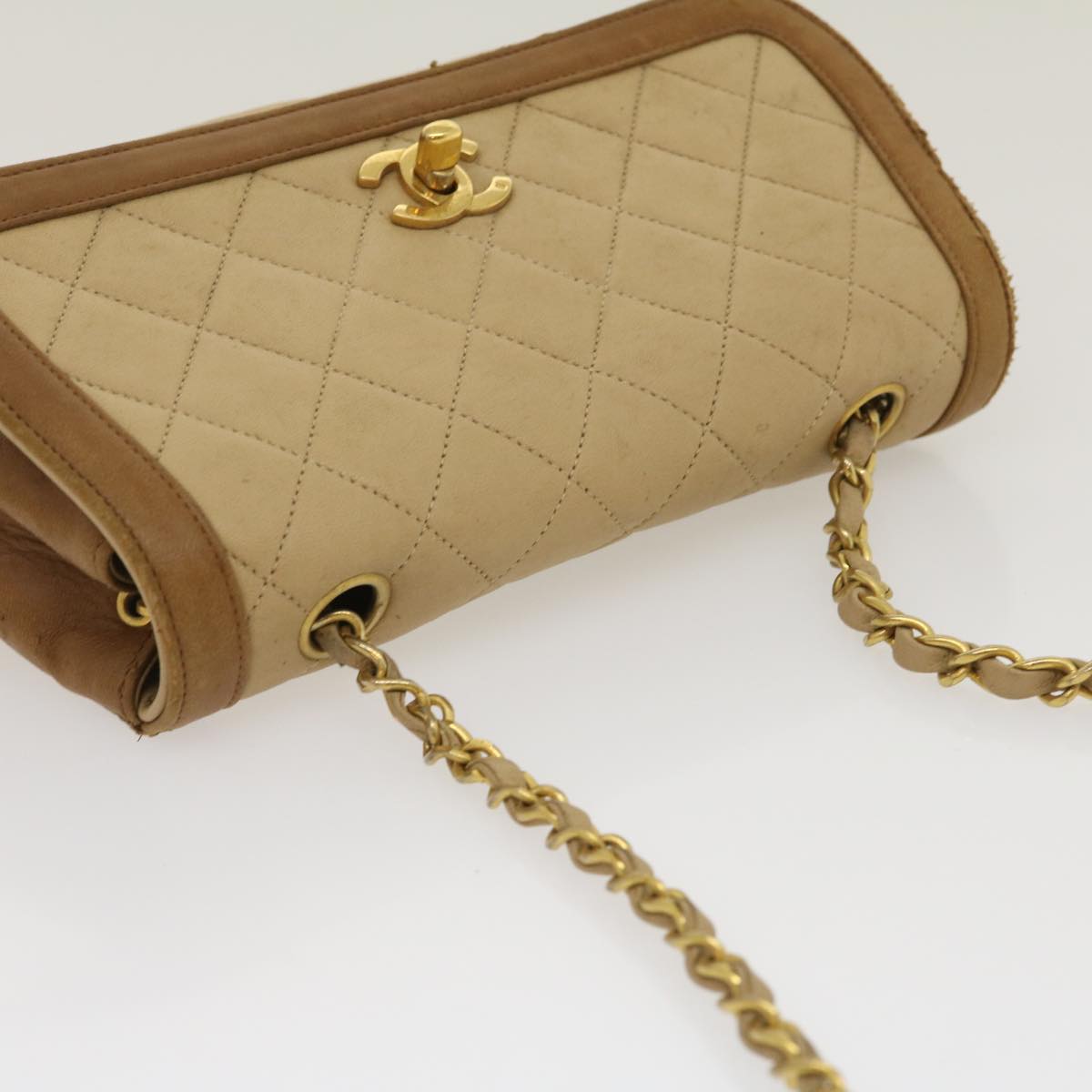 CHANEL Matelasse Chain Shoulder Bag Lamb Skin Beige Gold CC Auth bs1330A