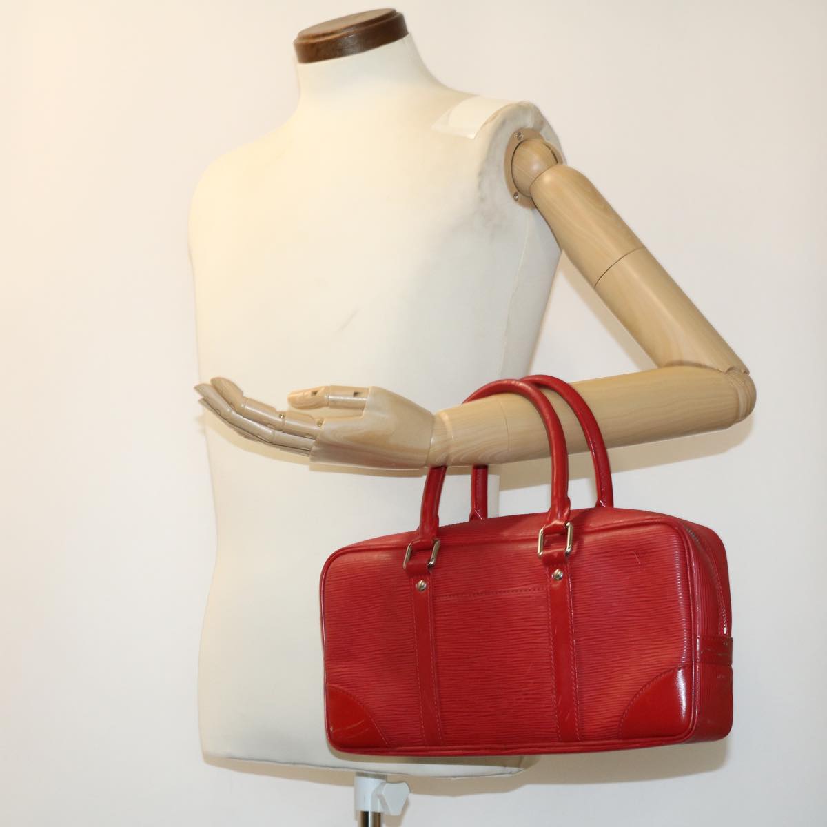 LOUIS VUITTON Epi vivienne long Hand Bag Red M5911E LV Auth bs1700