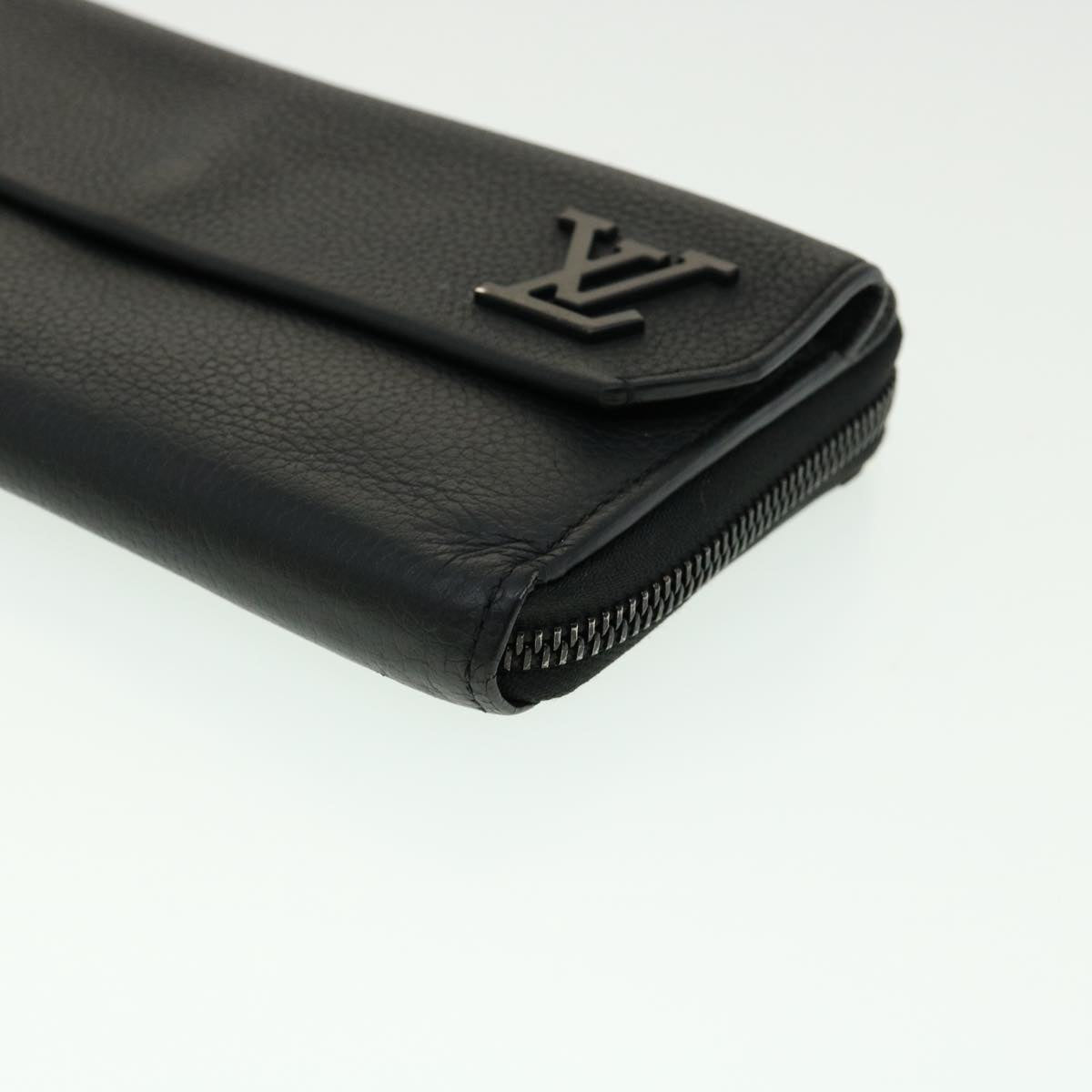 LOUIS VUITTON Aerogram Zippy Long Wallet Grain Leather Black M69831 Auth bs1818