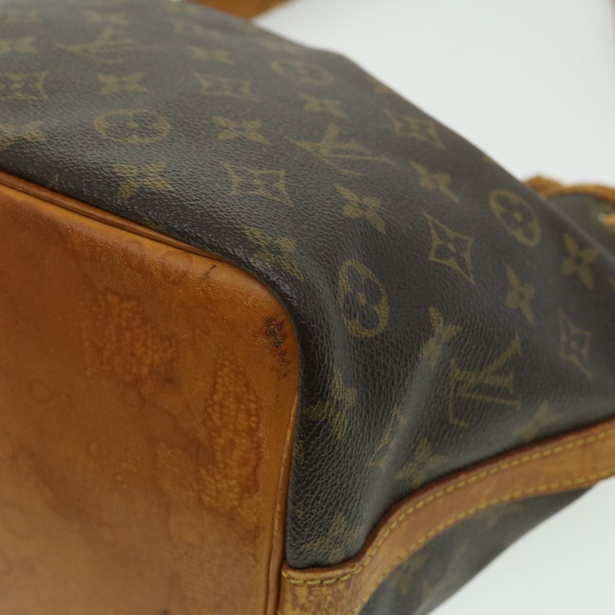 LOUIS VUITTON Monogram Petit Noe Shoulder Bag M42226 LV Auth bs1837