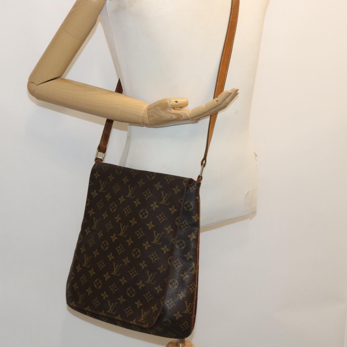 LOUIS VUITTON Monogram Musette Shoulder Bag M51256 LV Auth bs1961