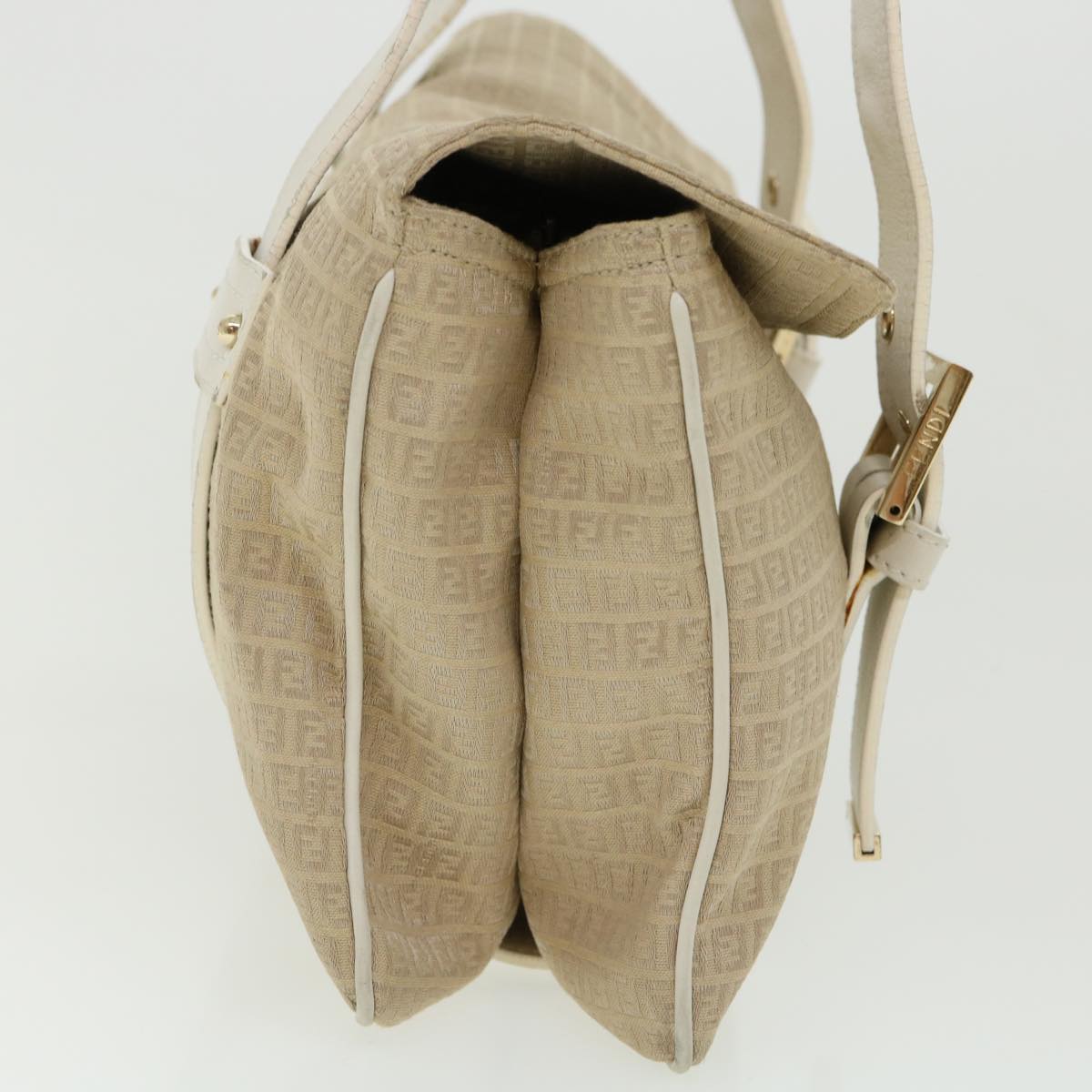 FENDI Zucchino Canvas Shoulder Bag Beige Auth bs1980