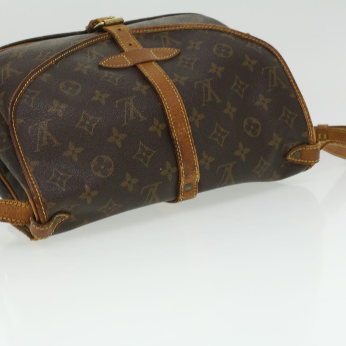 LOUIS VUITTON Monogram Saumur 30 Shoulder Bag M42256 LV Auth bs3424