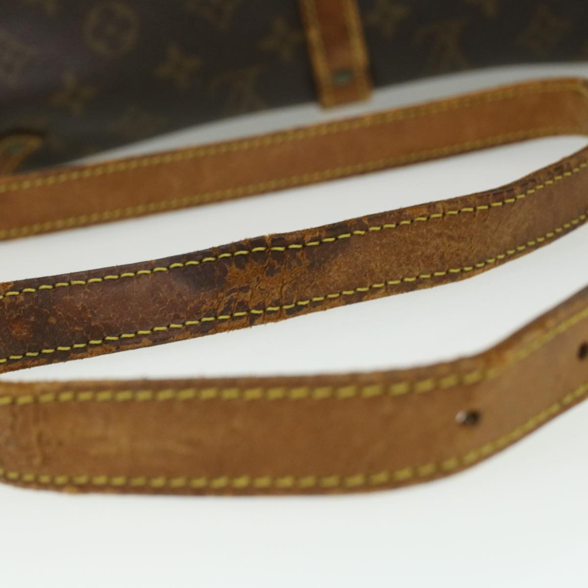 LOUIS VUITTON Monogram Saumur 30 Shoulder Bag M42256 LV Auth bs3424