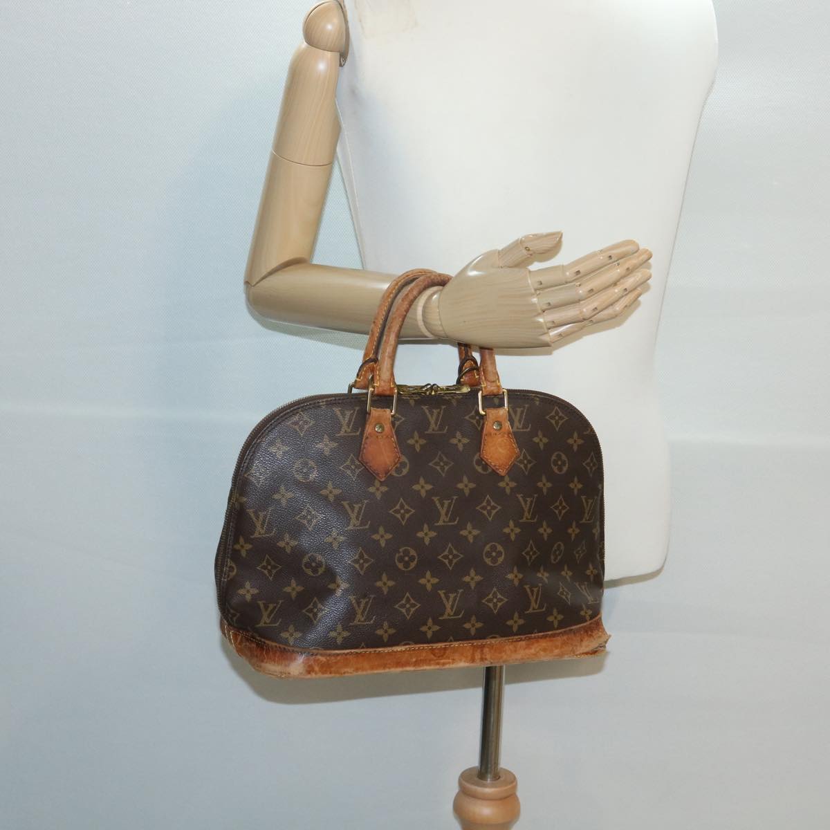 LOUIS VUITTON Monogram Alma Hand Bag M51130 LV Auth bs3442