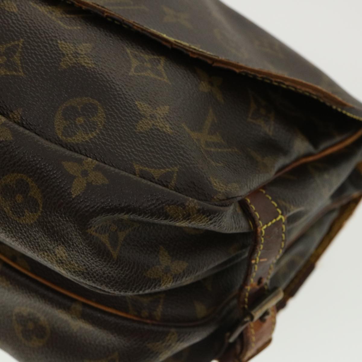 LOUIS VUITTON Monogram Saumur 30 Shoulder Bag M42256 LV Auth bs3518