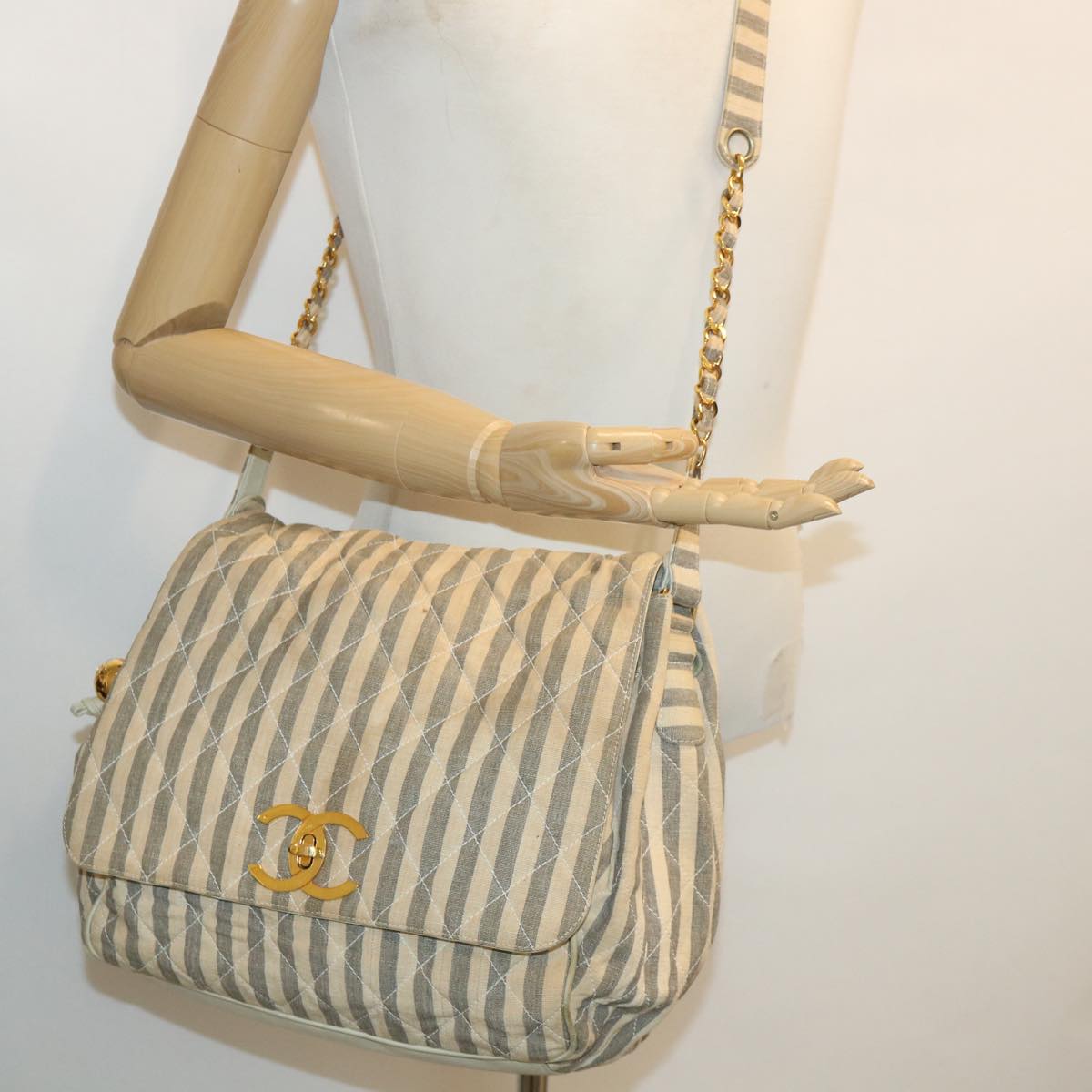 CHANEL Striped Matelasse Chain Shoulder Bag Canvas White Gray CC Auth bs3697