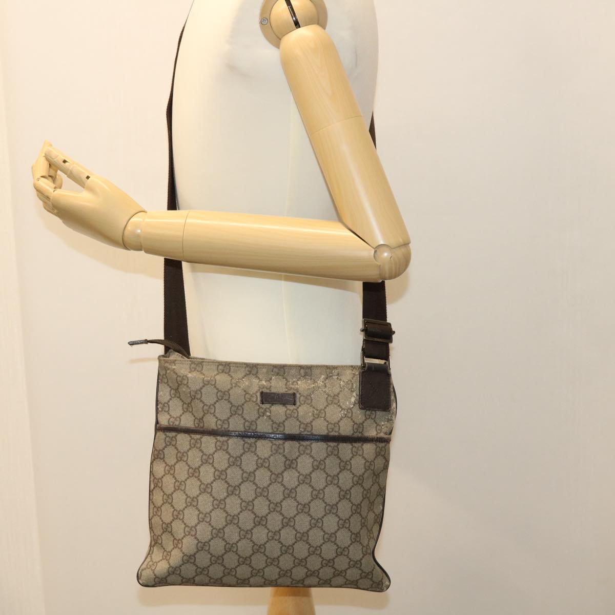 GUCCI GG Canvas Shoulder Bag PVC Leather Beige Auth bs3746